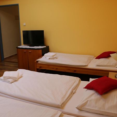 Penzion 4 Dvory Ceske Budejovice Luaran gambar